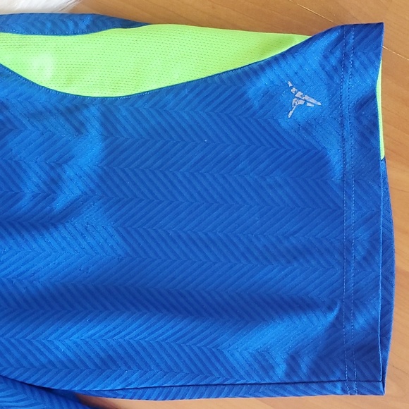 Old Navy boys blue athletic shorts 10/12 - Picture 2 of 7